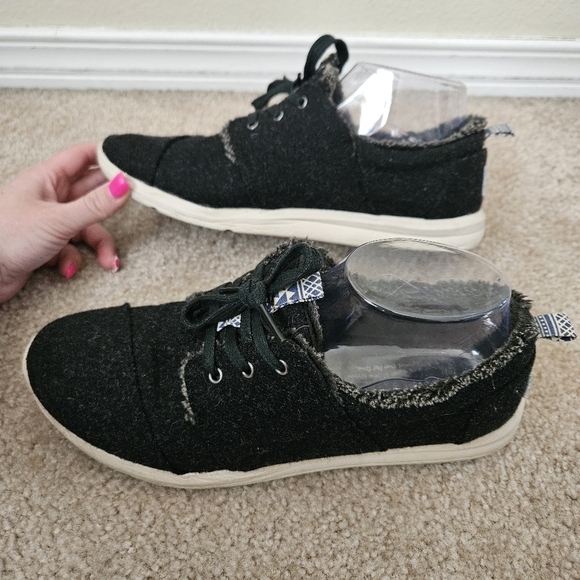 TOMS Del Rey Charcoal Wool with Shearling Shoes Black Women's 9 - Picture 5 of 7